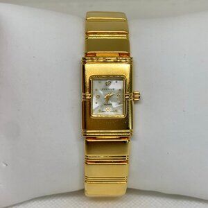 Avenue women gold tone watch 18mm case quartz analog Mop up to 8” running